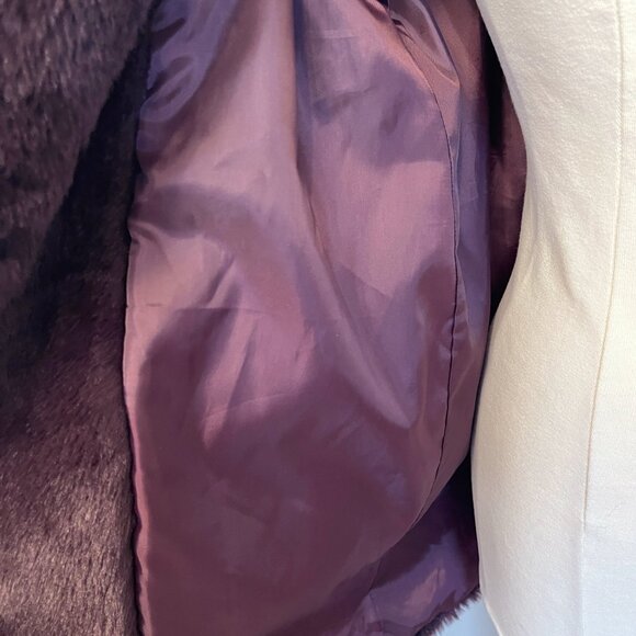 Nordstrom's Hinge Deep Purple/Aubergine Color Faux Fur Coat - Picture 7 of 9